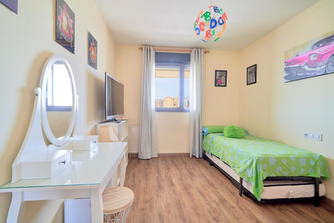 Alterhome Apartamento Con Piscina Maria Zambrano Malaga Luaran gambar